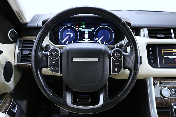Land Rover Range Rover Sport 9 of 24