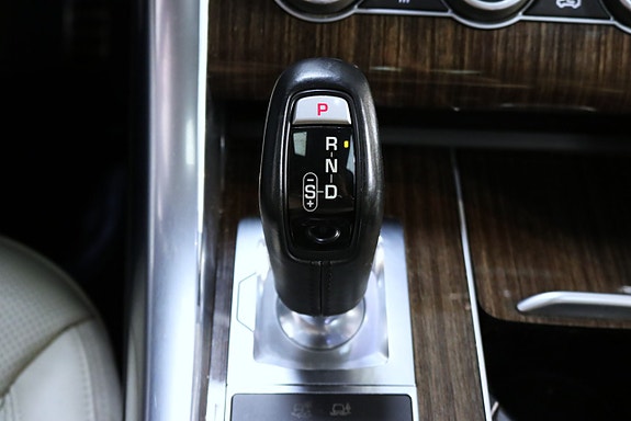 Land Rover Range Rover Sport 11 of 24