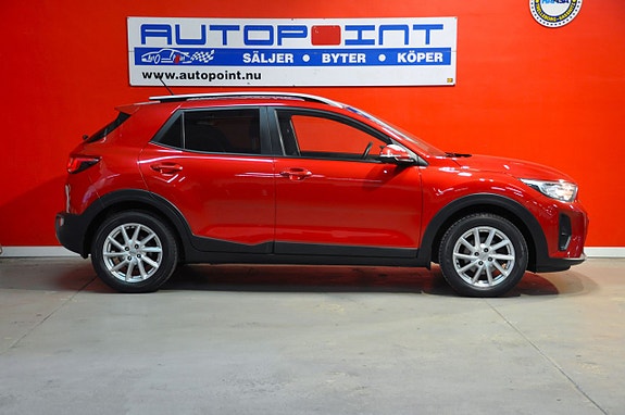 Kia Stonic 2 of 5