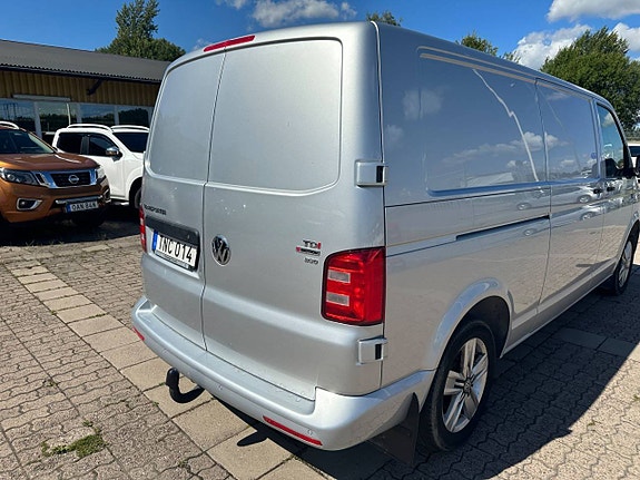 Volkswagen Transporter 9 of 21