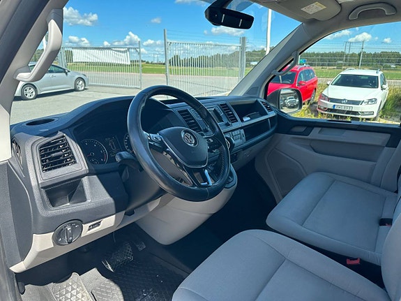 Volkswagen Transporter 16 of 21