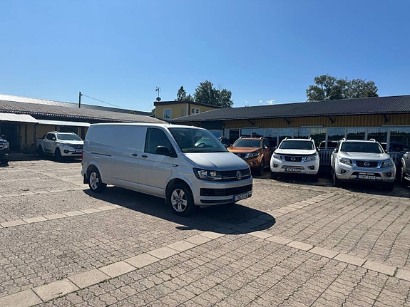 Volkswagen Transporter 6 of 21