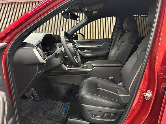 Mazda CX-80 8 of 19
