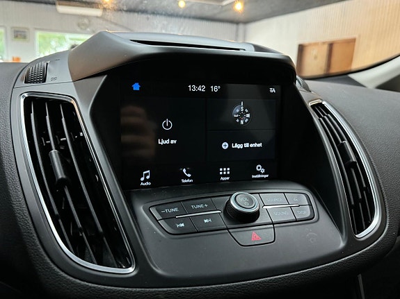 Ford C-Max 10 of 16