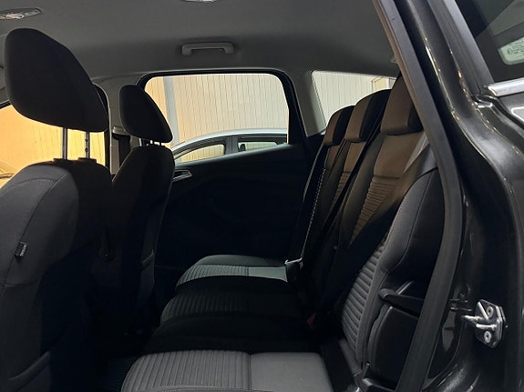 Ford C-Max 16 of 16
