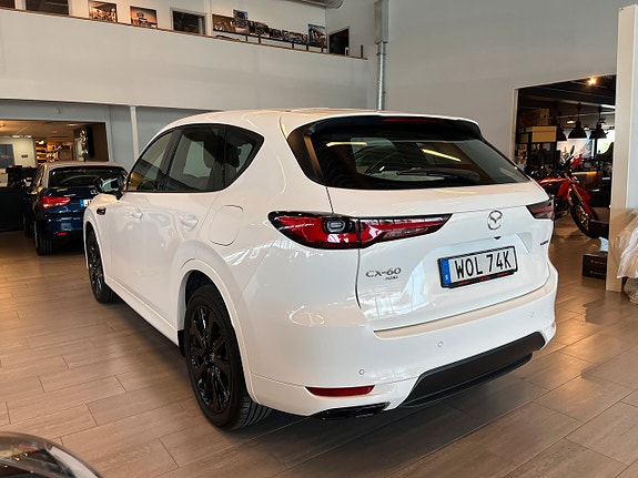 Mazda CX-60 2 of 15