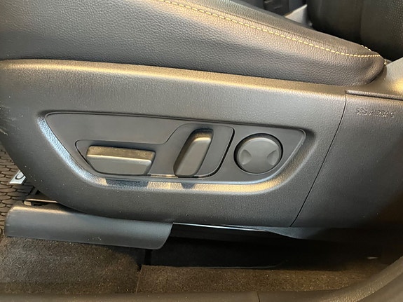 Mazda CX-60 7 of 15