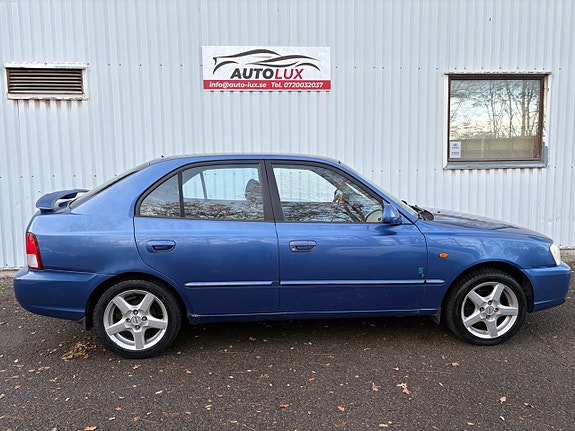 Hyundai Accent 6 of 15