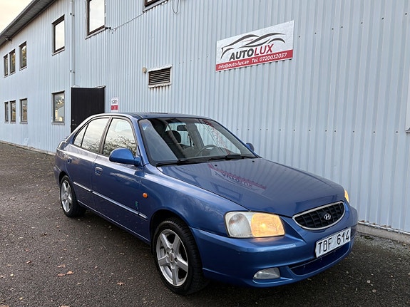 Hyundai Accent 7 of 15