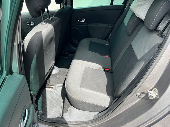 Renault Clio 10 of 10