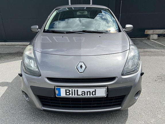 Renault Clio 2 of 5