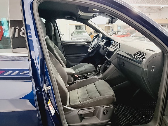 Volkswagen Tiguan 21 of 27