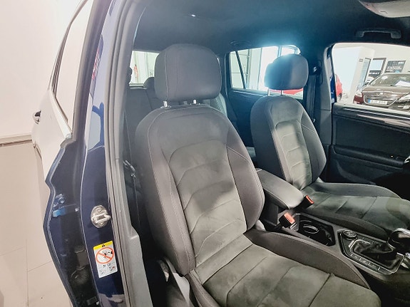 Volkswagen Tiguan 23 of 27