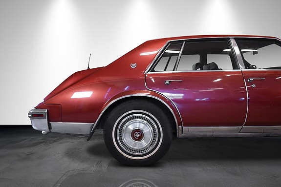 Cadillac Seville 8 of 19