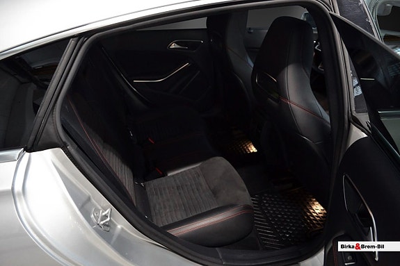 Mercedes-Benz CLA200 d 17 of 18