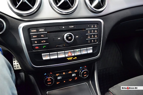 Mercedes-Benz CLA200 d 11 of 18
