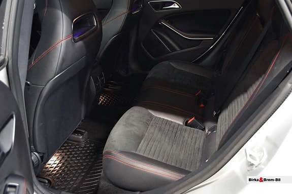Mercedes-Benz CLA200 d 12 of 18