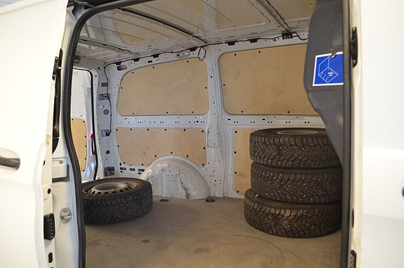 Mercedes-Benz Vito 111 10 of 11