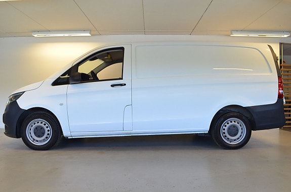Mercedes-Benz Vito 111 7 of 11