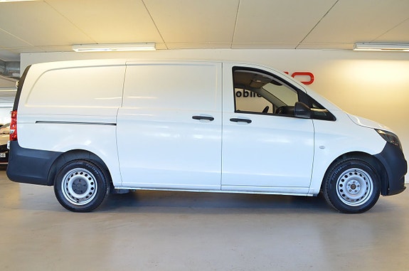 Mercedes-Benz Vito 111 11 of 11