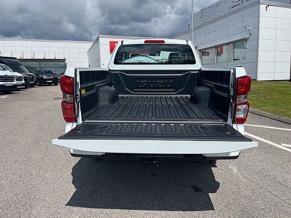 Isuzu D-max 6 of 11