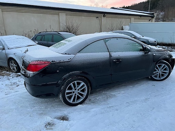 Opel Astra 4 of 5