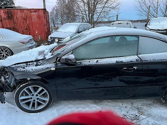 Opel Astra 2 of 5