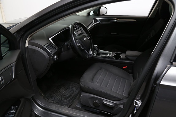 Ford Mondeo 10 of 26