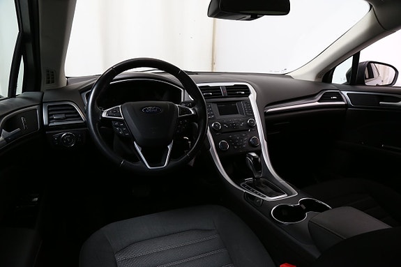 Ford Mondeo 14 of 26