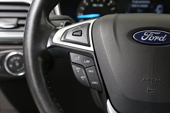 Ford Mondeo 15 of 26