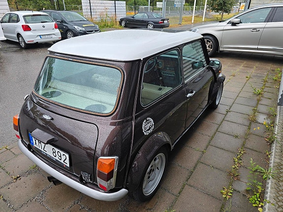 MINI Cooper 5 of 5