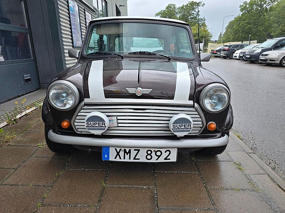 MINI Cooper 3 of 5