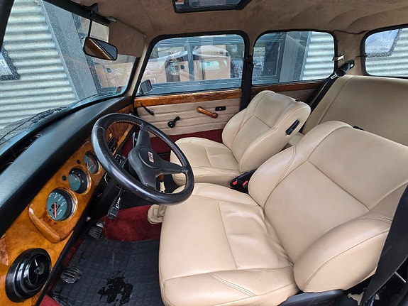 MINI Cooper 6 of 10