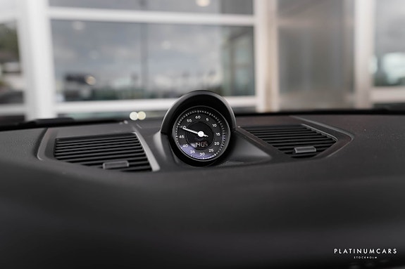 Porsche 911 17 of 21