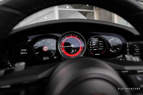 Porsche 911 11 of 21