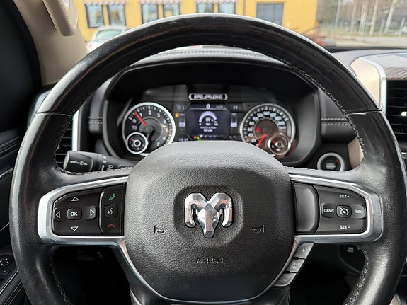 Dodge RAM 1500 12 of 23