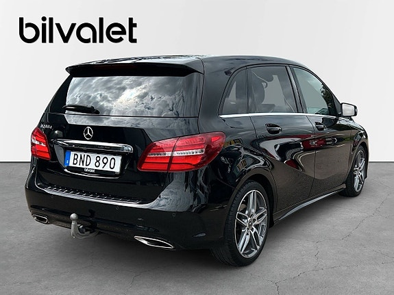 Mercedes-Benz B200 d 5 of 5