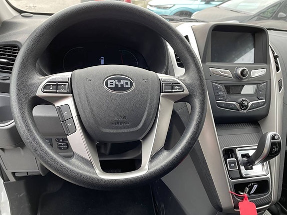 BYD eTP3 17 of 30