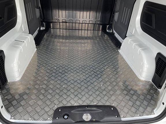 BYD eTP3 15 of 30