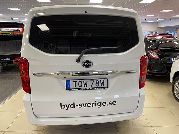BYD eTP3 3 of 30
