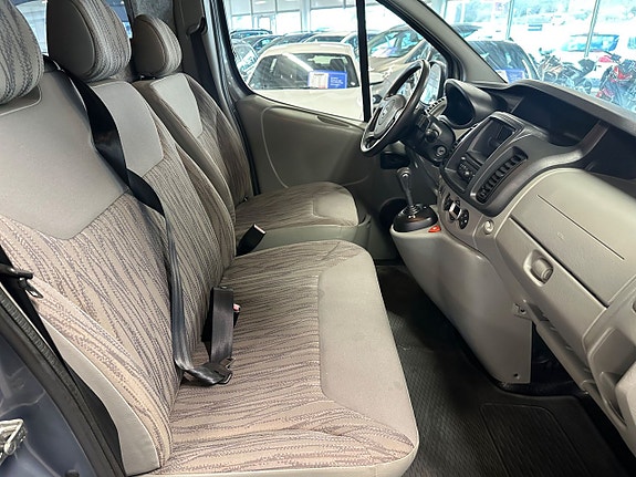 Nissan Primaster 2.9t 7 of 11