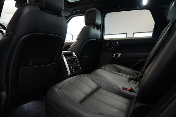 Land Rover Range Rover Sport 16 of 27