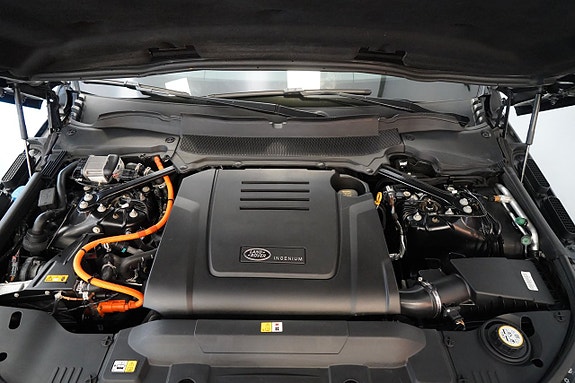 Land Rover Range Rover Sport 27 of 27