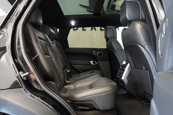 Land Rover Range Rover Sport 11 of 27