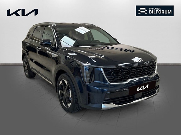 Kia Sorento 3 of 18