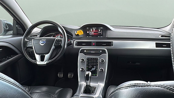 Volvo XC70 10 of 25