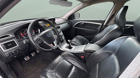 Volvo XC70 9 of 25
