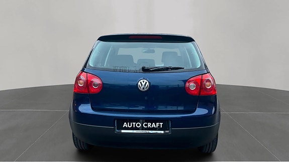 Volkswagen Golf V 6 of 12