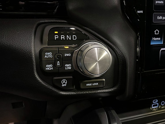 Dodge RAM 1500 17 of 27