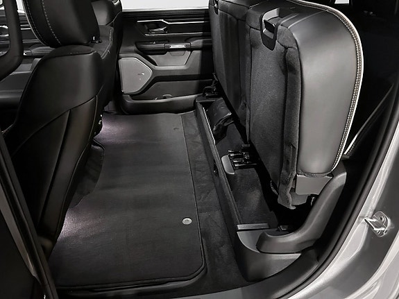 Dodge RAM 1500 20 of 27